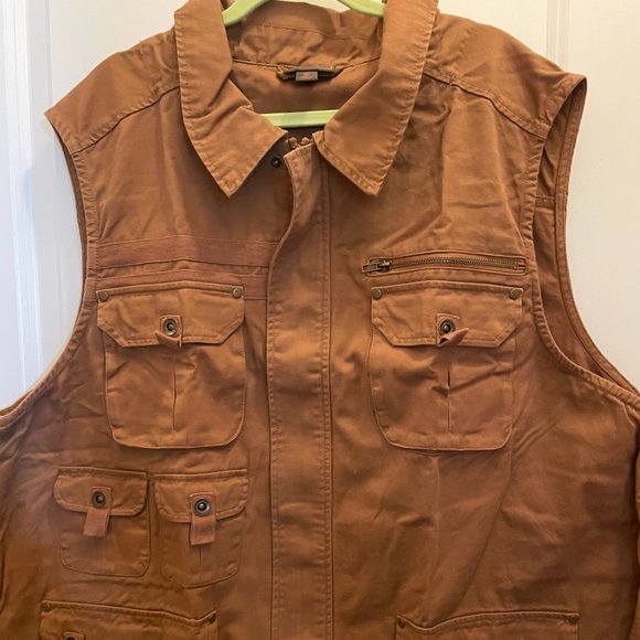 Boulder Creek Cargo Vest, size 3XL - Picture 1 of 4